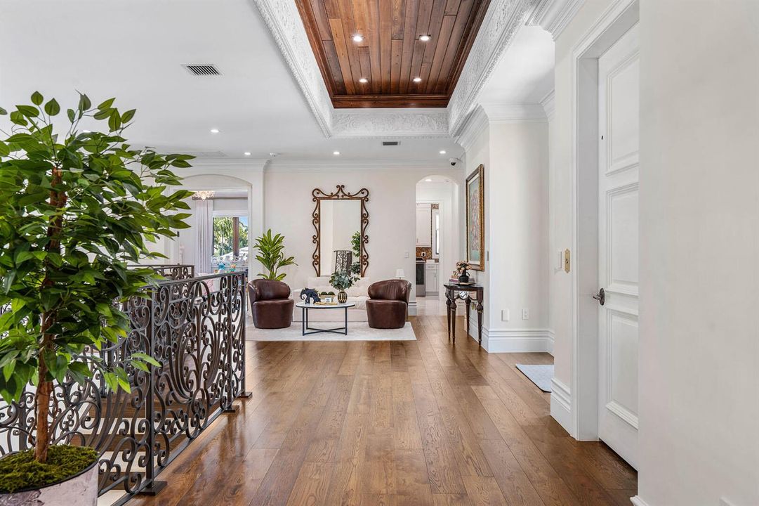 2225_West_Silver_Palm_Road_47