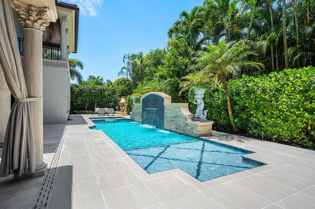 2225_West_Silver_Palm_Road_28