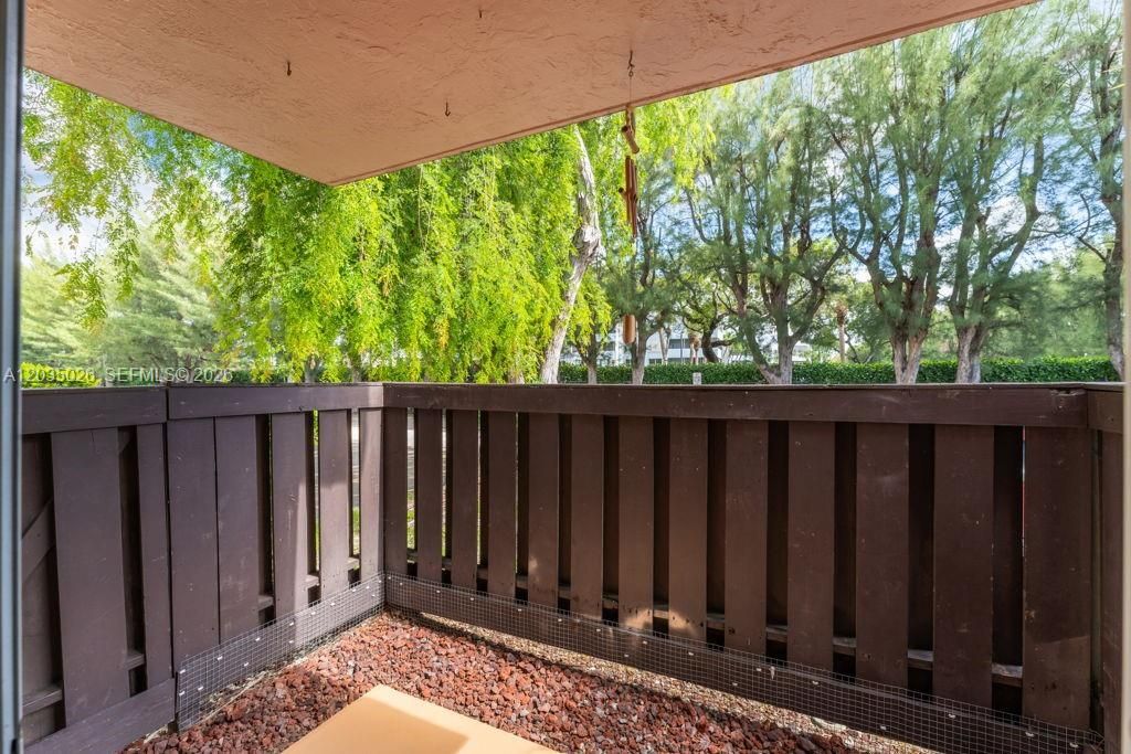 В аренду: $1,950 (1 спален, 1 ванн, 555 Квадратных фут)