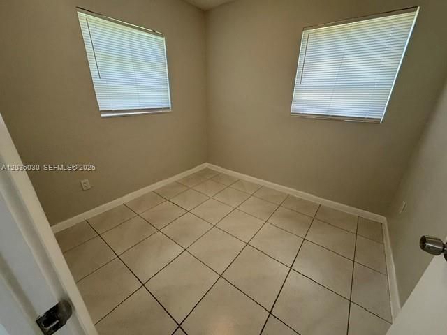 For Sale: $519,900 (4 beds, 2 baths, 1225 Square Feet)