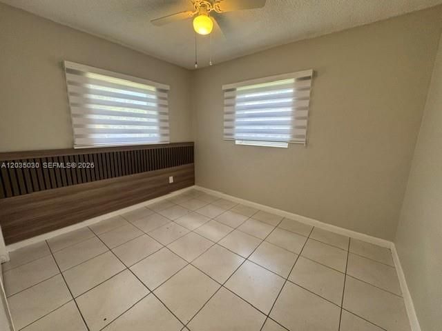 For Sale: $519,900 (4 beds, 2 baths, 1225 Square Feet)
