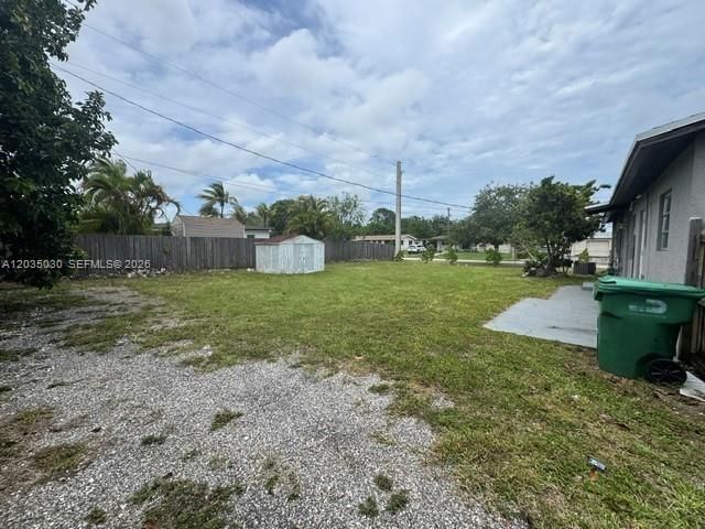 For Sale: $519,900 (4 beds, 2 baths, 1225 Square Feet)