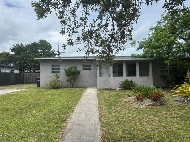 For Sale: $519,900 (4 beds, 2 baths, 1225 Square Feet)