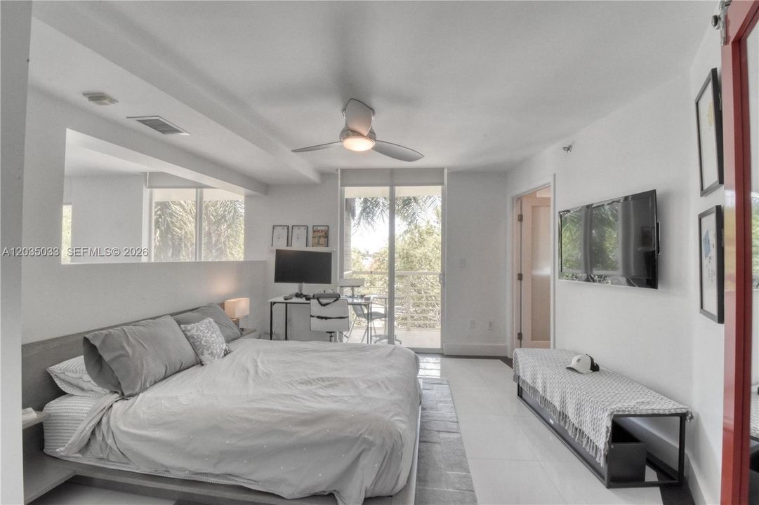 For Rent: $6,200 (2 beds, 2 baths, 1166 Square Feet)