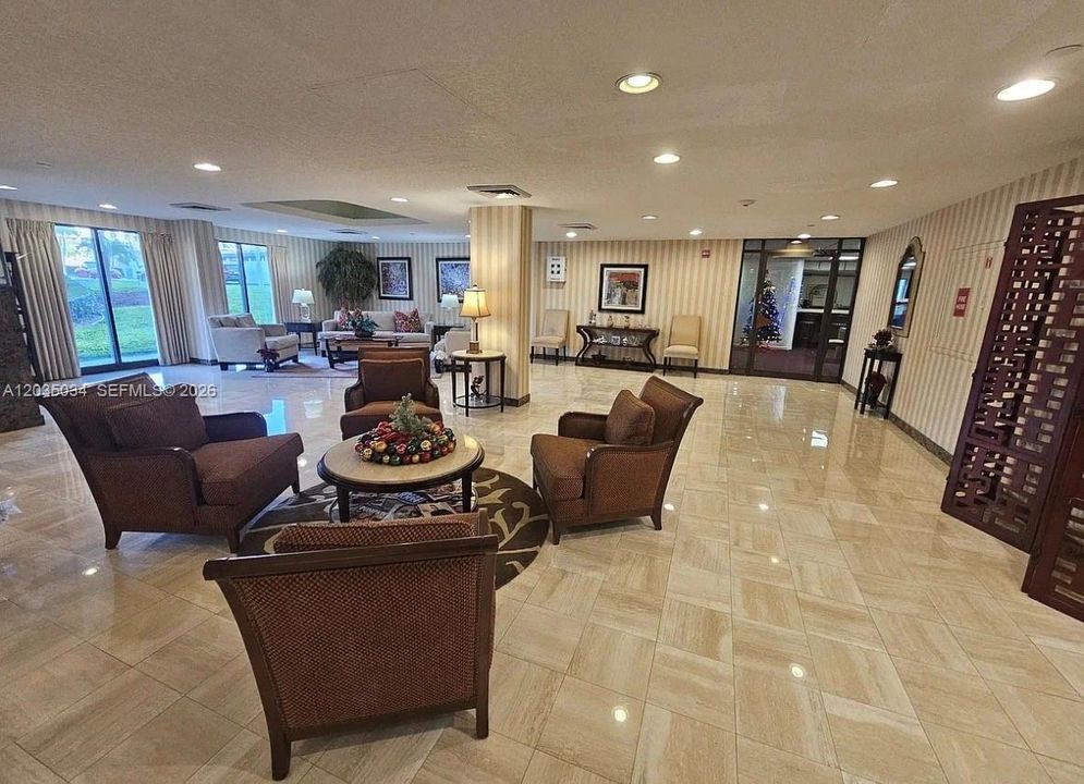 For Rent: $3,500 (2 beds, 2 baths, 1100 Square Feet)