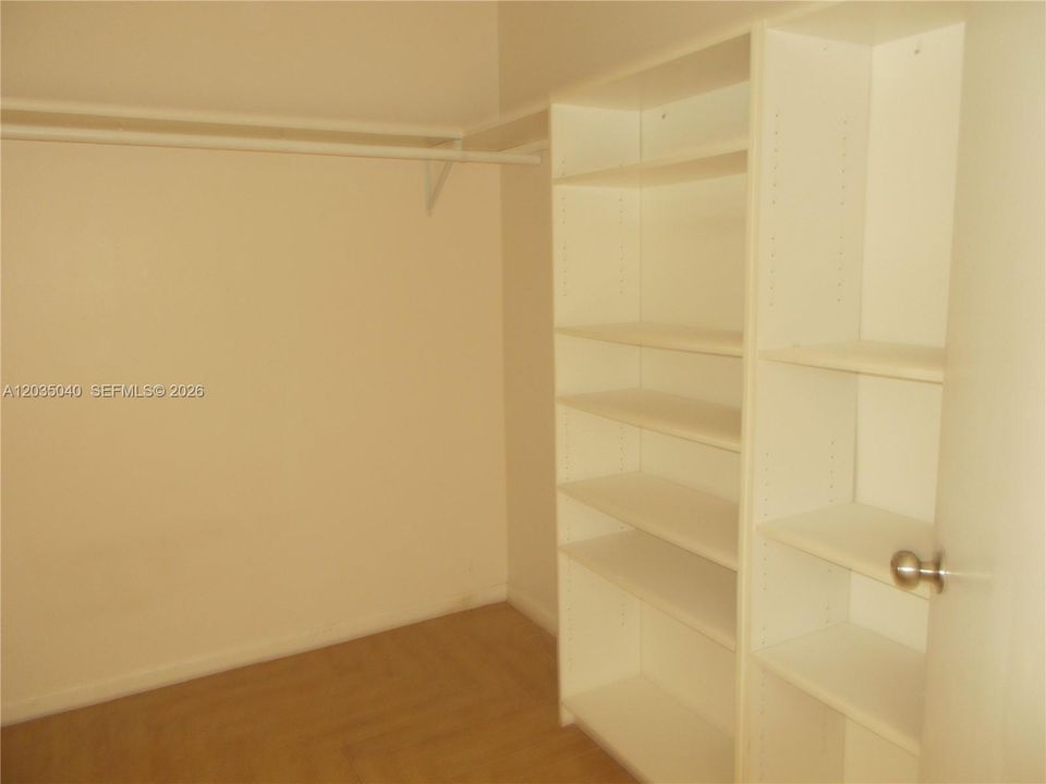 For Rent: $1,550 (0 beds, 1 baths, 514 Square Feet)
