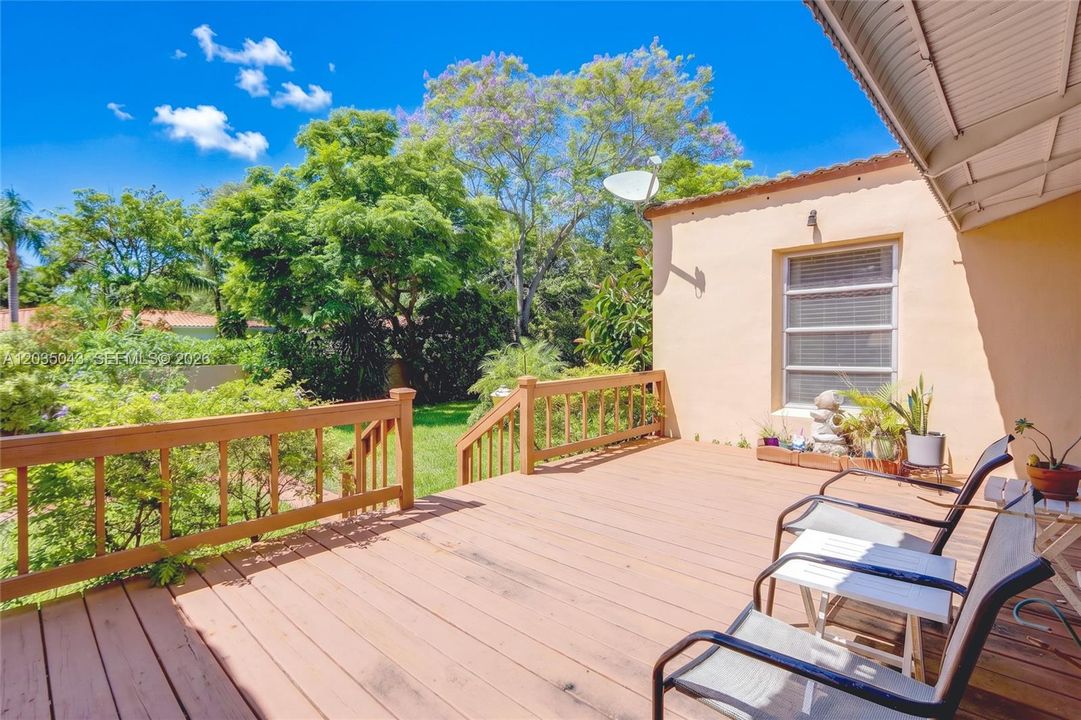 For Sale: $795,000 (2 beds, 2 baths, 1588 Square Feet)