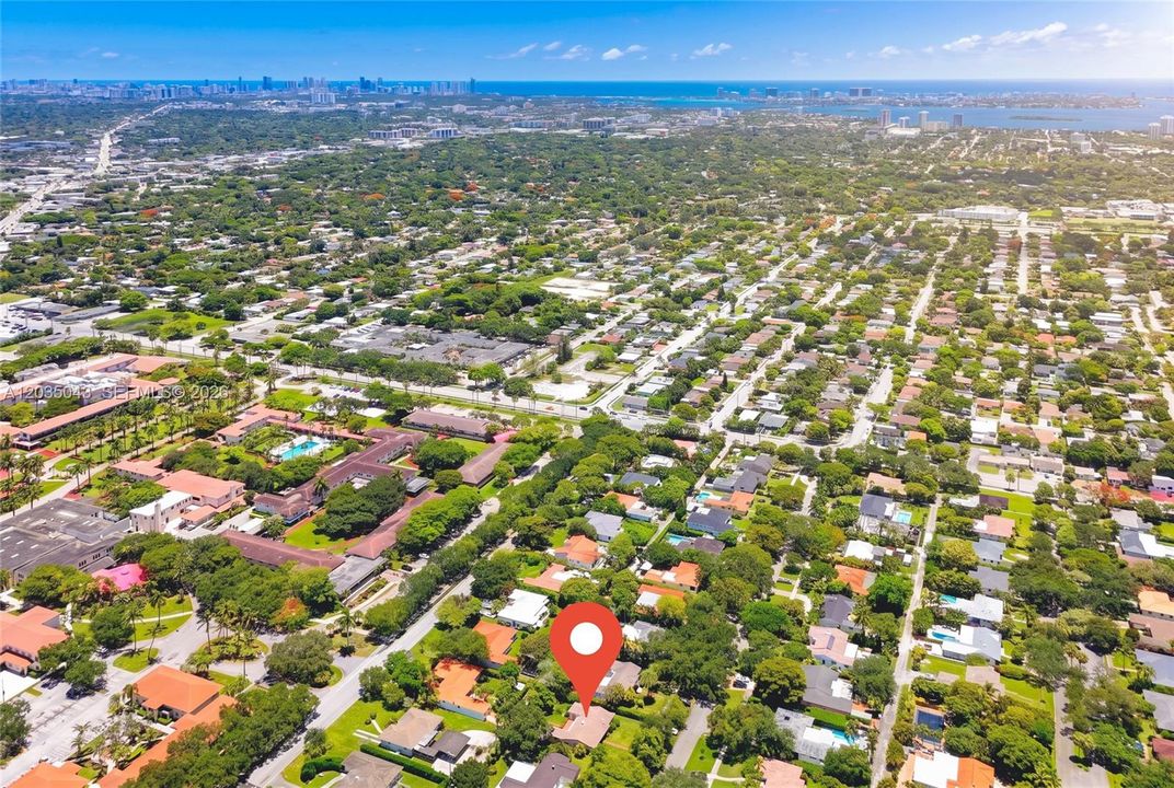 For Sale: $795,000 (2 beds, 2 baths, 1588 Square Feet)