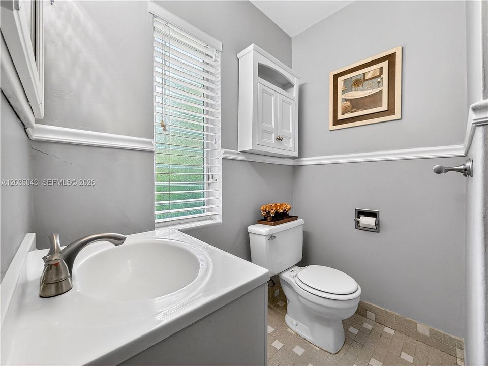 For Sale: $795,000 (2 beds, 2 baths, 1588 Square Feet)