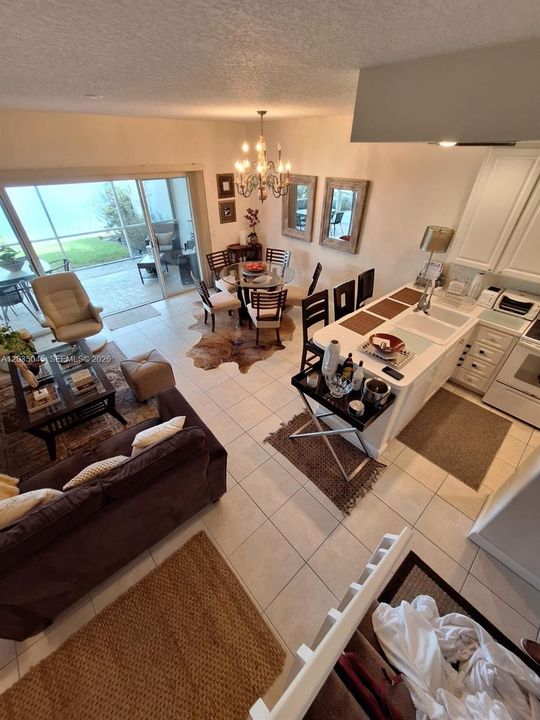 For Rent: $2,990 (3 beds, 2 baths, 1298 Square Feet)