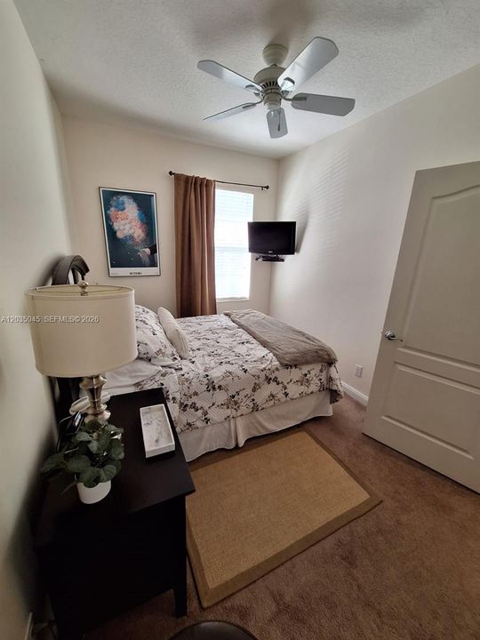 For Rent: $2,990 (3 beds, 2 baths, 1298 Square Feet)