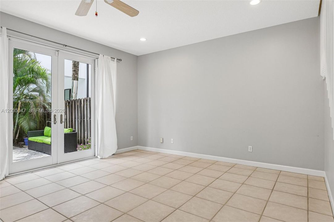 For Sale: $640,000 (3 beds, 2 baths, 1740 Square Feet)