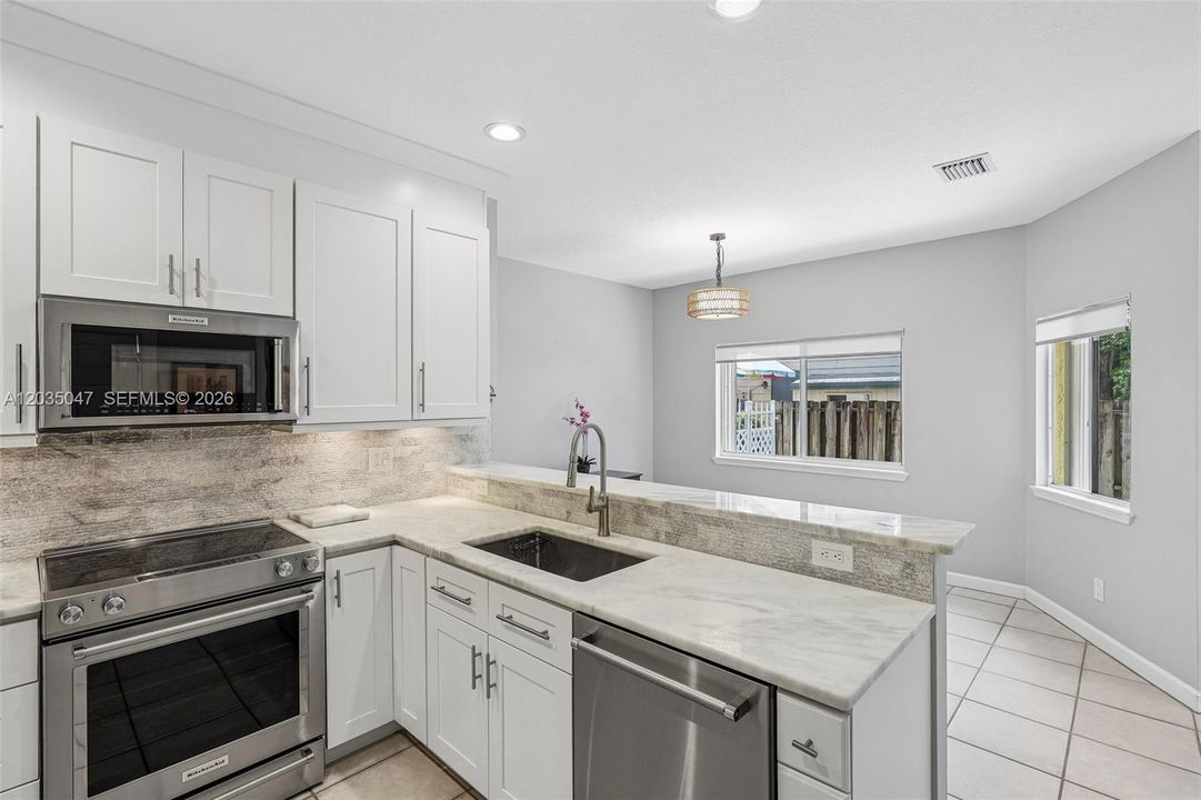 For Sale: $640,000 (3 beds, 2 baths, 1740 Square Feet)