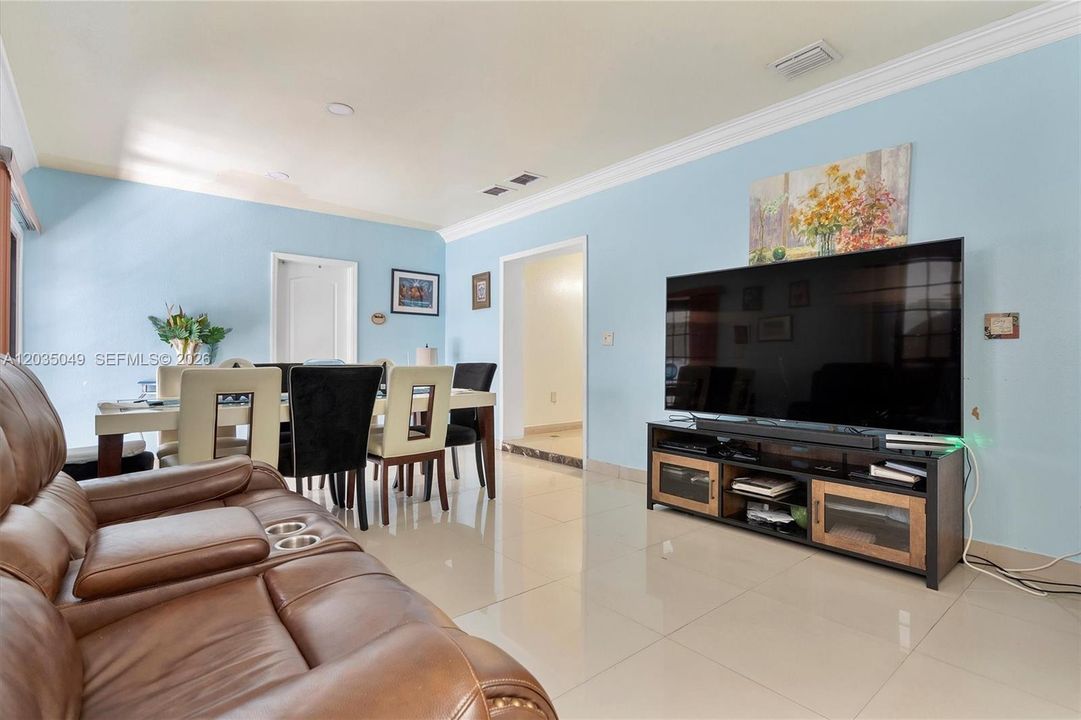 En Venta: $950,000 (4 camas, 4 baños, 0 Pies cuadrados)