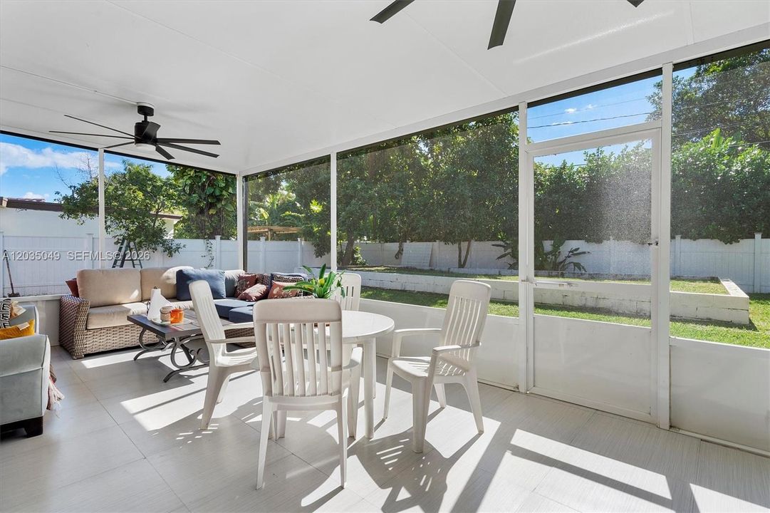 En Venta: $950,000 (4 camas, 4 baños, 0 Pies cuadrados)