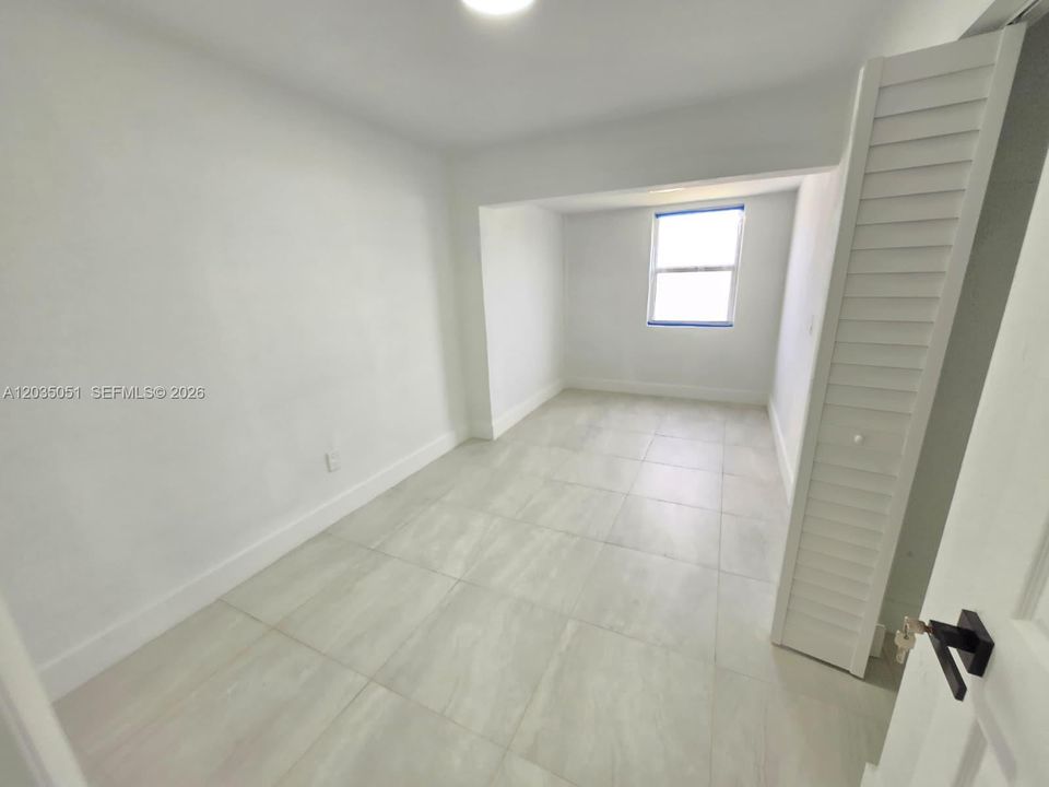 En Venta: $579,900 (4 camas, 2 baños, 1344 Pies cuadrados)