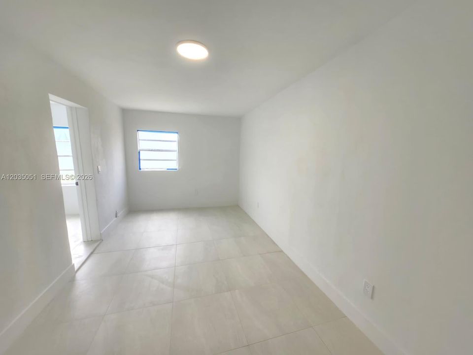 En Venta: $579,900 (4 camas, 2 baños, 1344 Pies cuadrados)