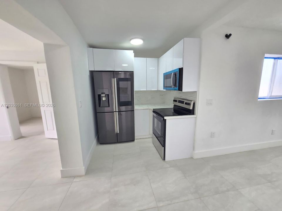 En Venta: $579,900 (4 camas, 2 baños, 1344 Pies cuadrados)