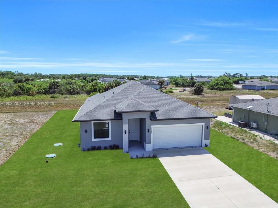 For Sale: $319,900 (3 beds, 2 baths, 1503 Square Feet)