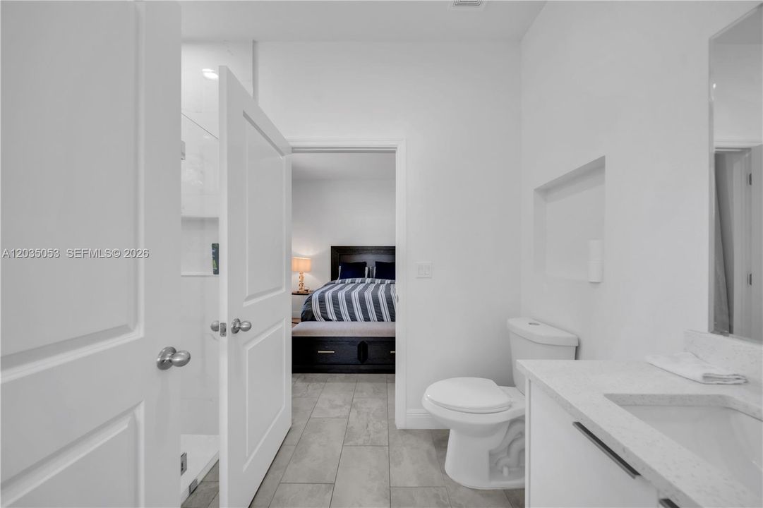For Sale: $319,900 (3 beds, 2 baths, 1503 Square Feet)