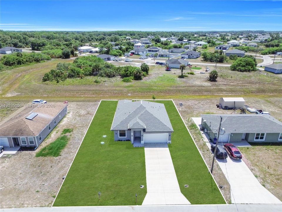 For Sale: $319,900 (3 beds, 2 baths, 1503 Square Feet)