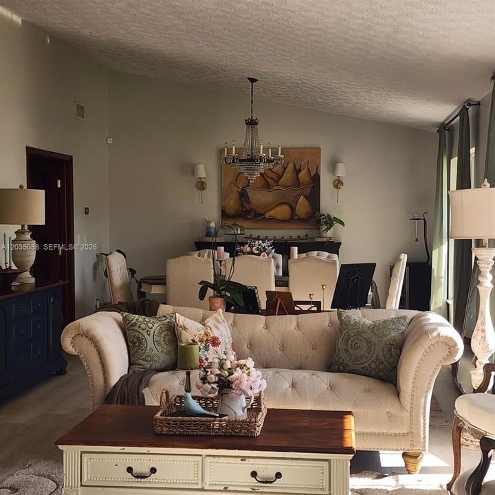 For Rent: $4,600 (4 beds, 3 baths, 2597 Square Feet)