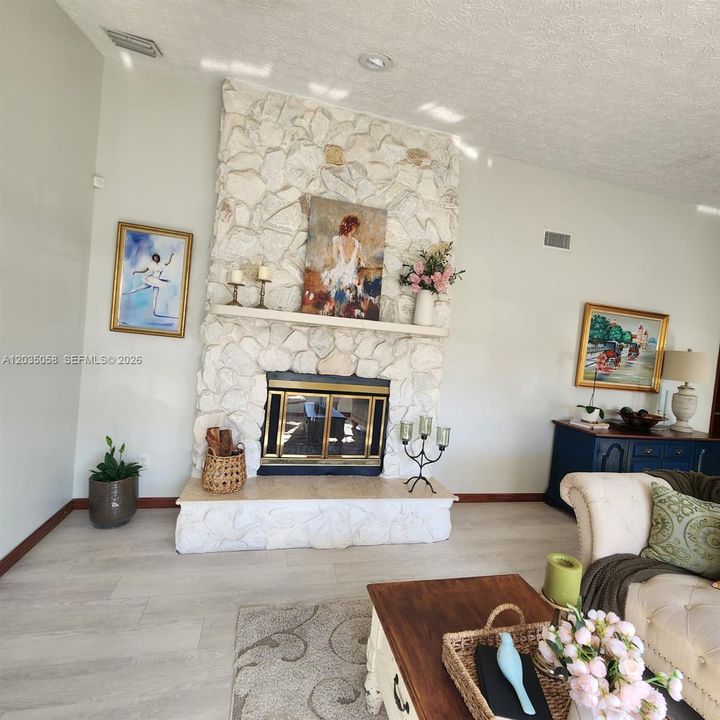 For Rent: $4,600 (4 beds, 3 baths, 2597 Square Feet)