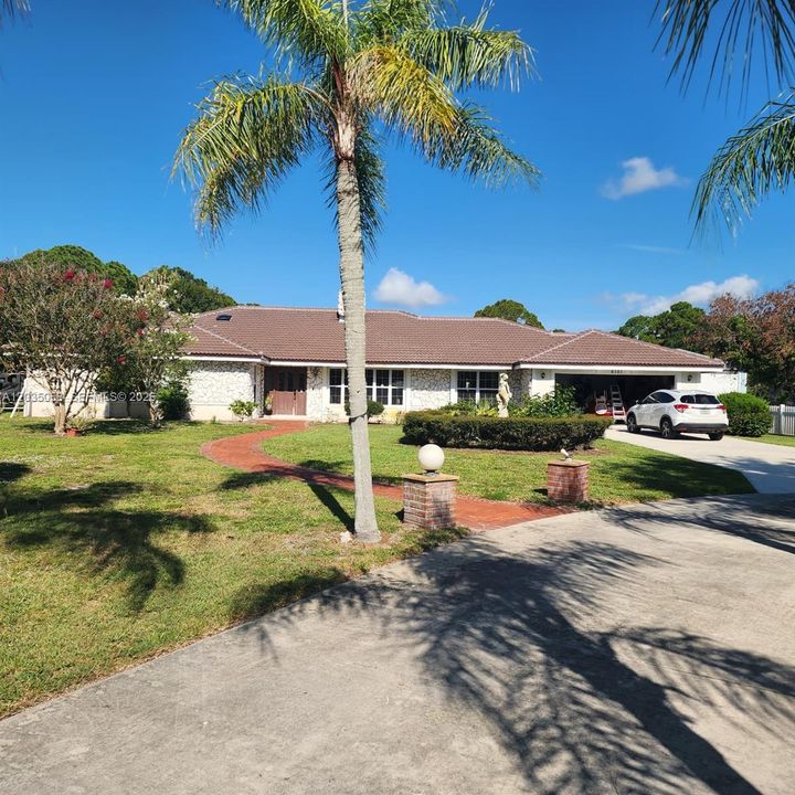 For Rent: $4,600 (4 beds, 3 baths, 2597 Square Feet)