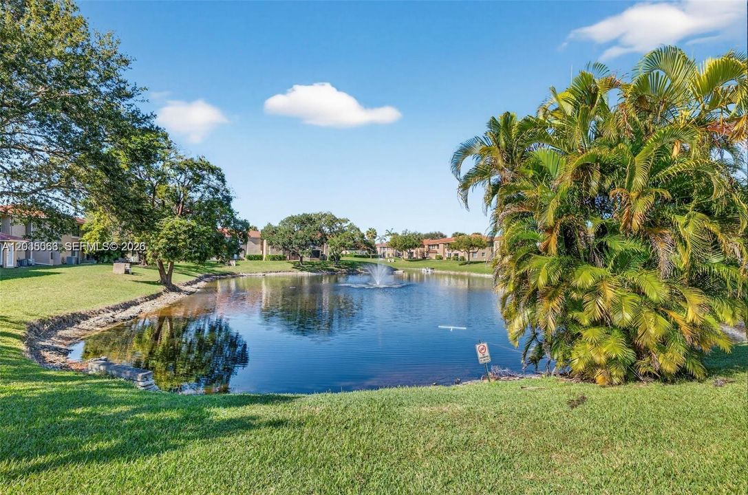 For Rent: $2,100 (2 beds, 2 baths, 768 Square Feet)