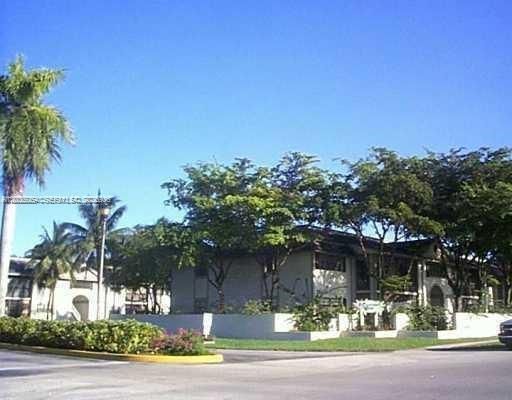 En Venta: $245,000 (2 camas, 2 baños, 870 Pies cuadrados)
