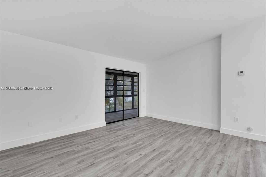 En Venta: $245,000 (2 camas, 2 baños, 870 Pies cuadrados)