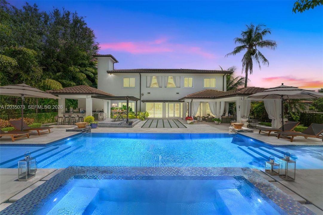 For Sale: $3,800,000 (5 beds, 5 baths, 5647 Square Feet)