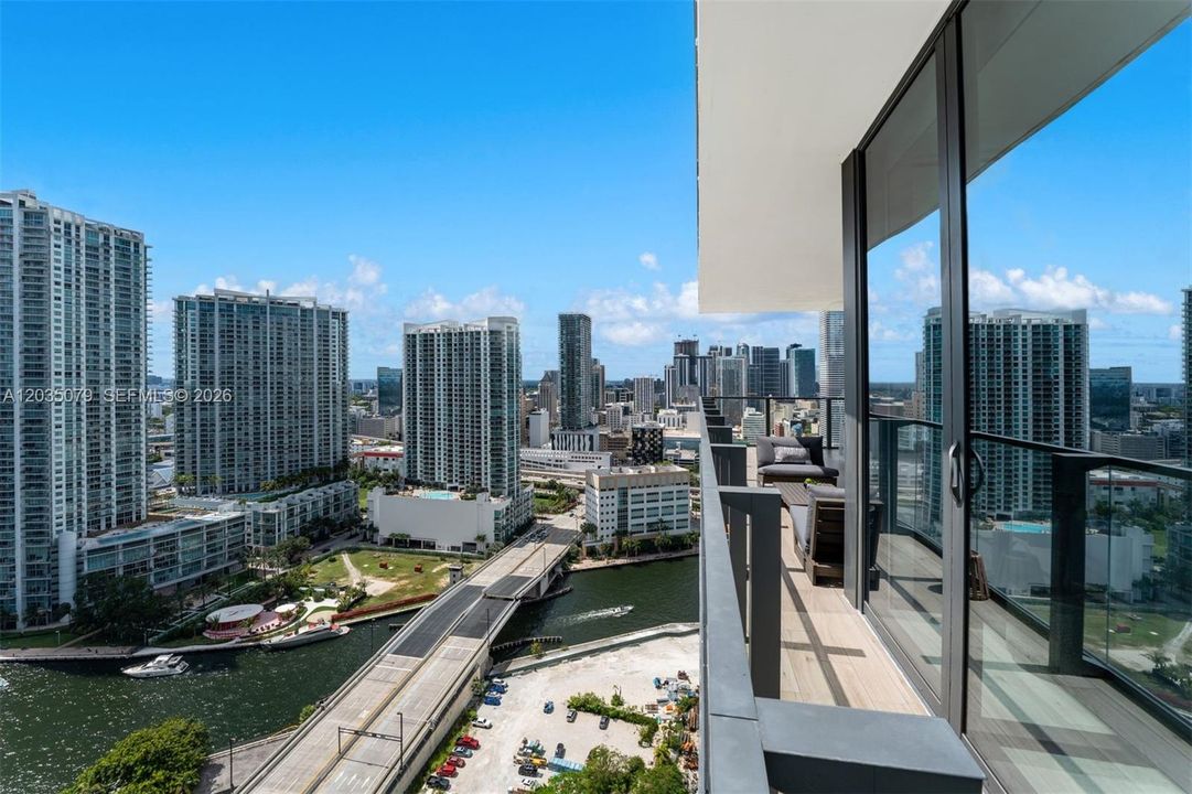 En Venta: $1,195,000 (2 camas, 2 baños, 1265 Pies cuadrados)