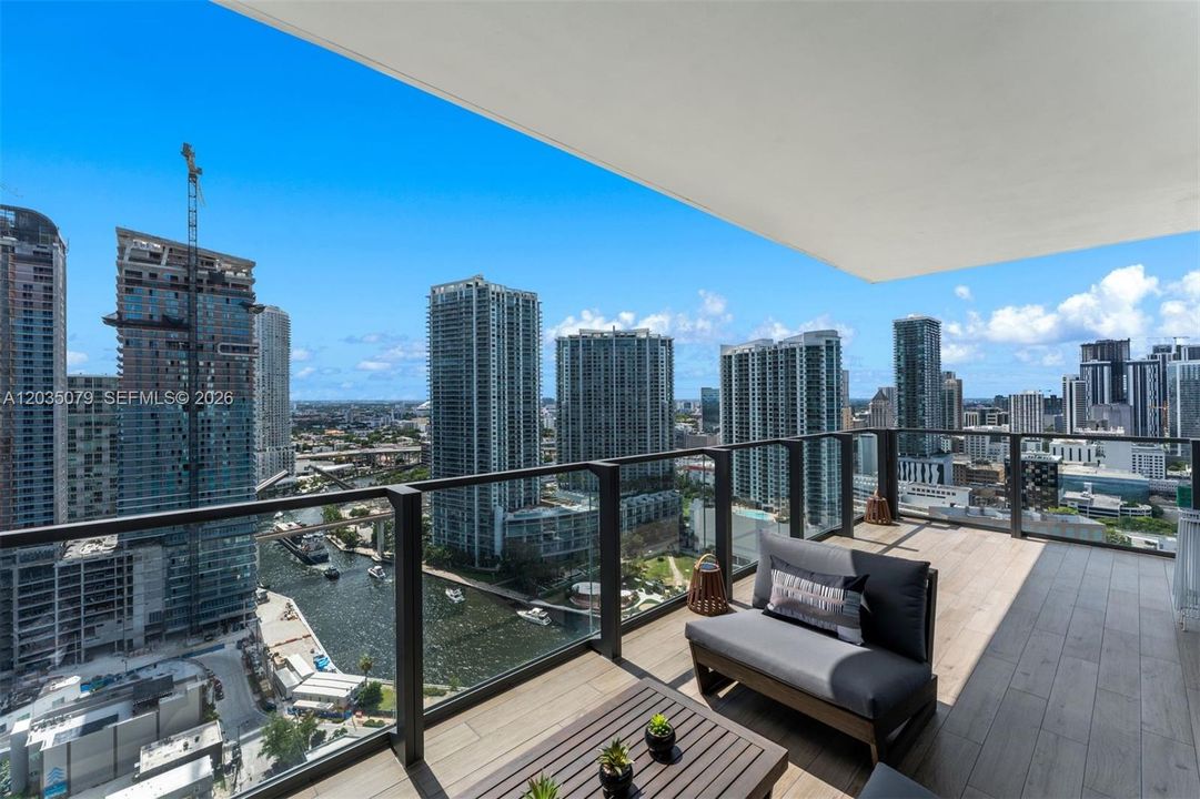 En Venta: $1,195,000 (2 camas, 2 baños, 1265 Pies cuadrados)