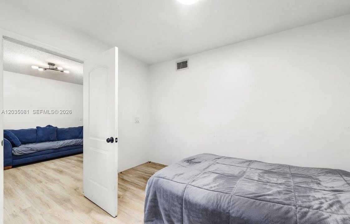 En Venta: $209,000 (2 camas, 1 baños, 749 Pies cuadrados)