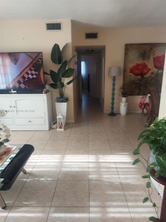 En Venta: $173,900 (2 camas, 1 baños, 953 Pies cuadrados)