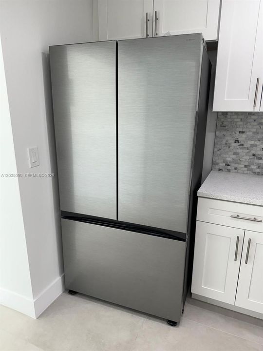 For Rent: $4,150 (4 beds, 2 baths, 1629 Square Feet)