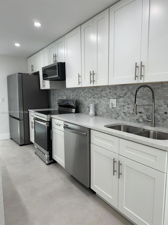 For Rent: $4,150 (4 beds, 2 baths, 1629 Square Feet)