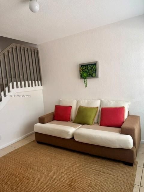 En Venta: $398,400 (3 camas, 2 baños, 1514 Pies cuadrados)