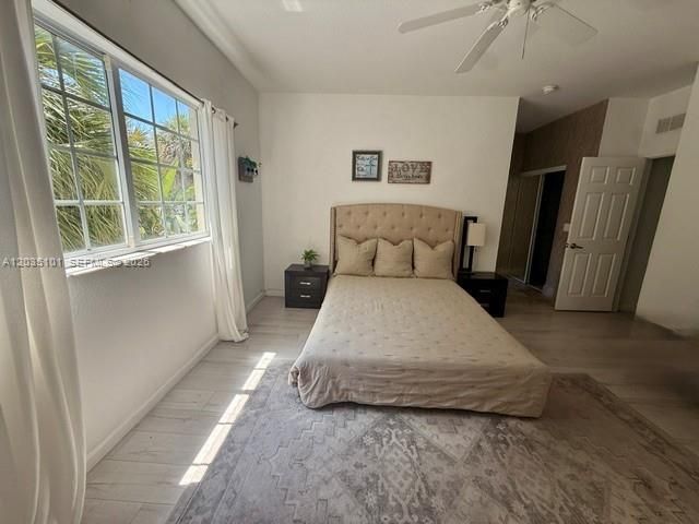 En Venta: $398,400 (3 camas, 2 baños, 1514 Pies cuadrados)