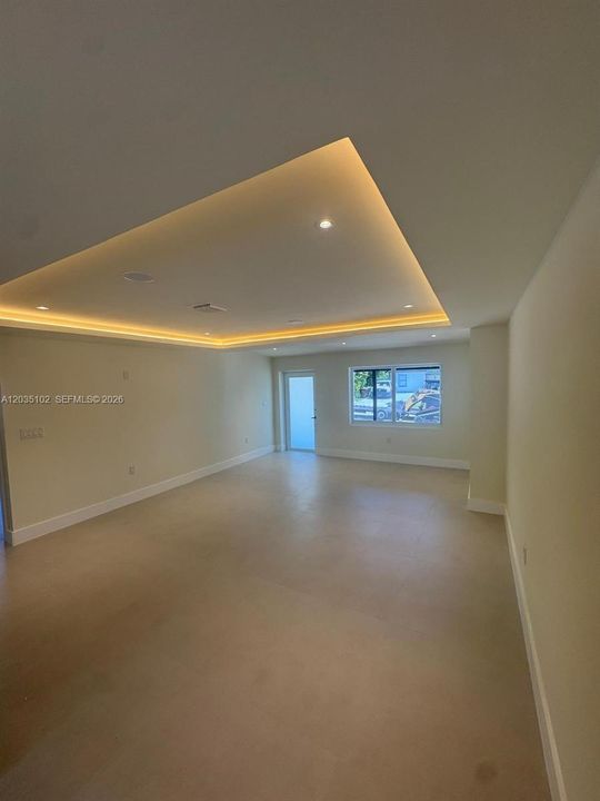 En Venta: $615,000 (2 camas, 1 baños, 1139 Pies cuadrados)