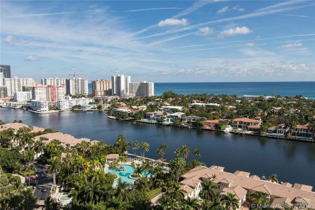 INTRACOSTAL POOL