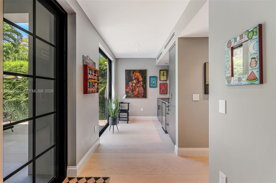 For Sale: $14,900,000 (6 beds, 6 baths, 6000 Square Feet)