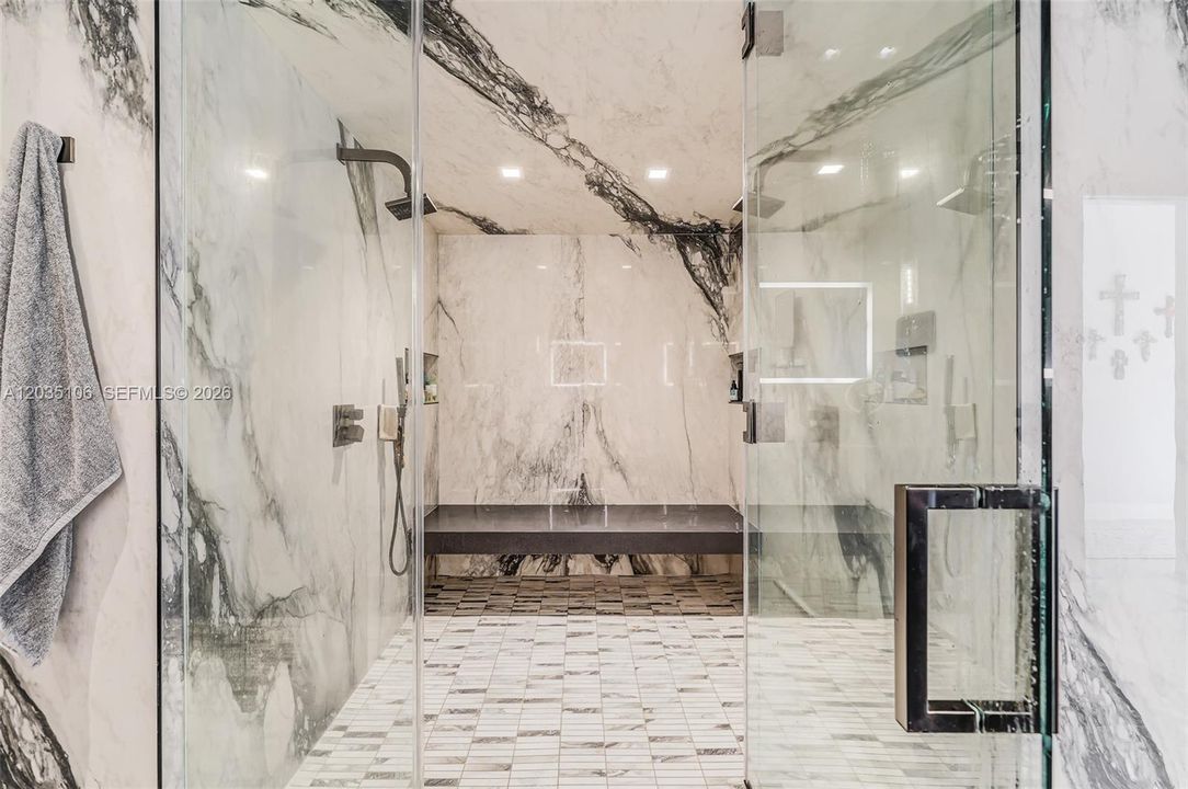 For Sale: $14,900,000 (6 beds, 6 baths, 6000 Square Feet)