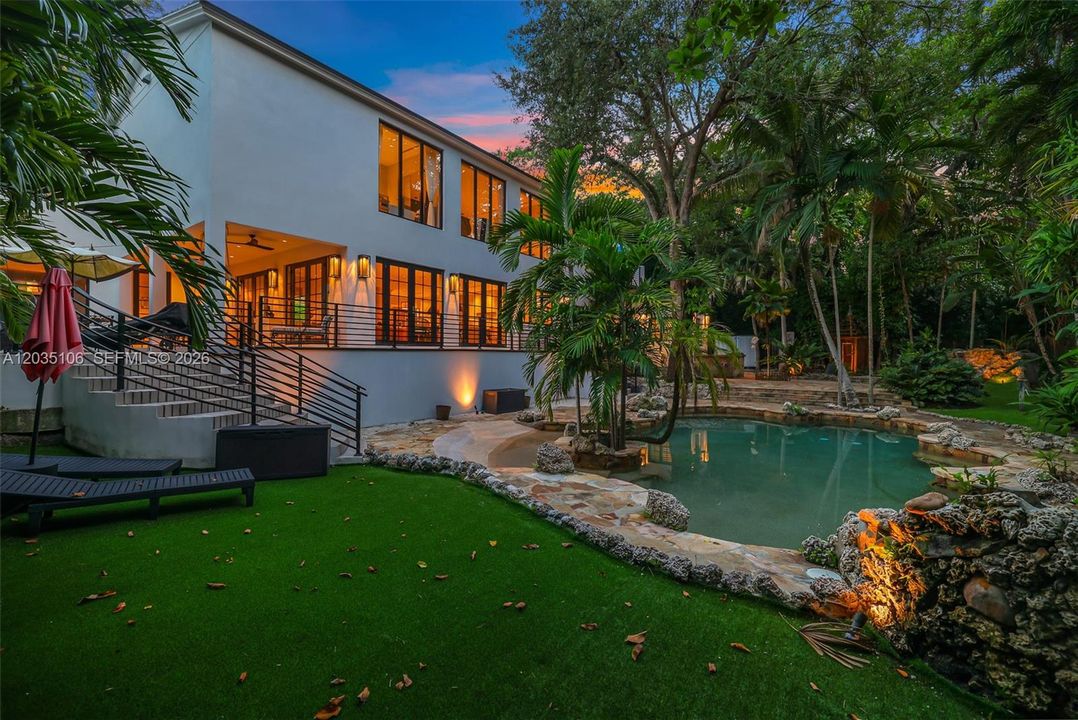 For Sale: $14,900,000 (6 beds, 6 baths, 6000 Square Feet)