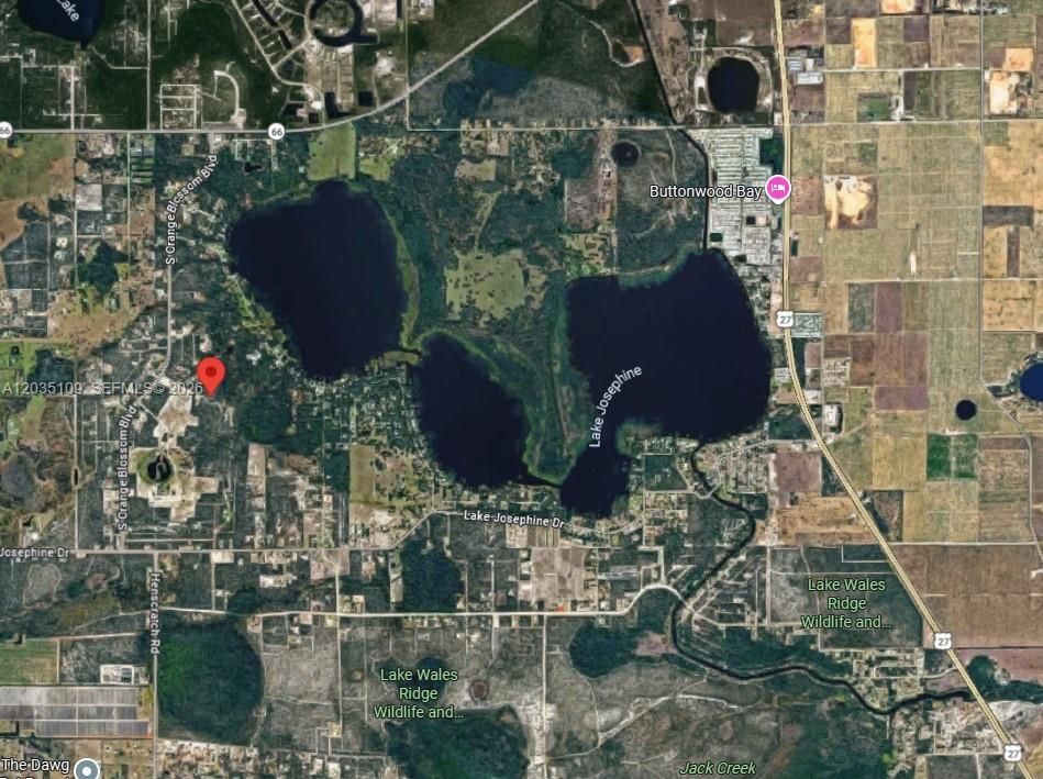 待售: $20,000 (0.23 acres)