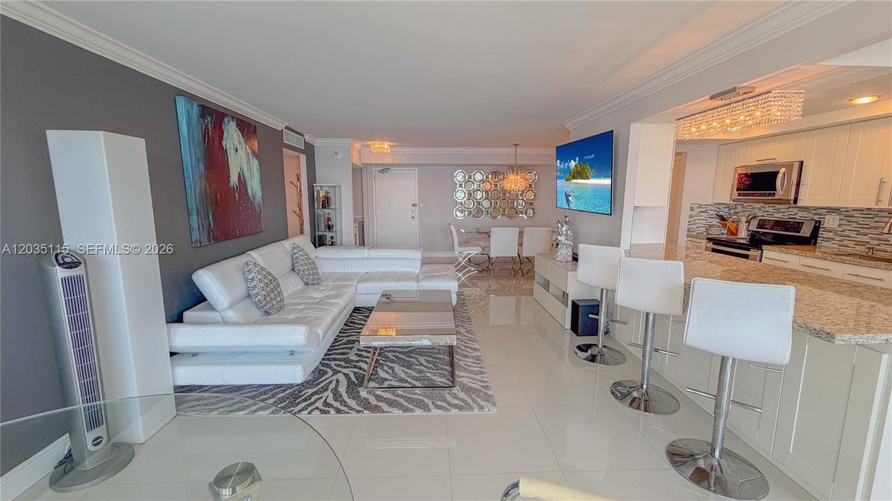 For Sale: $615,900 (2 beds, 2 baths, 1488 Square Feet)