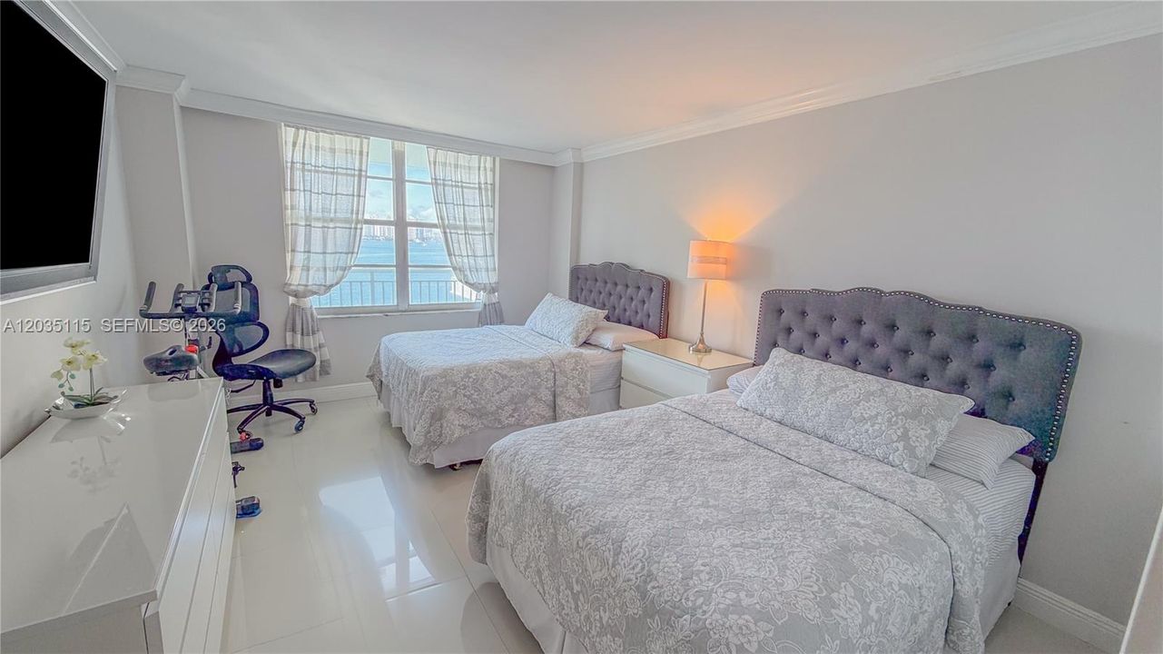 For Sale: $615,900 (2 beds, 2 baths, 1488 Square Feet)