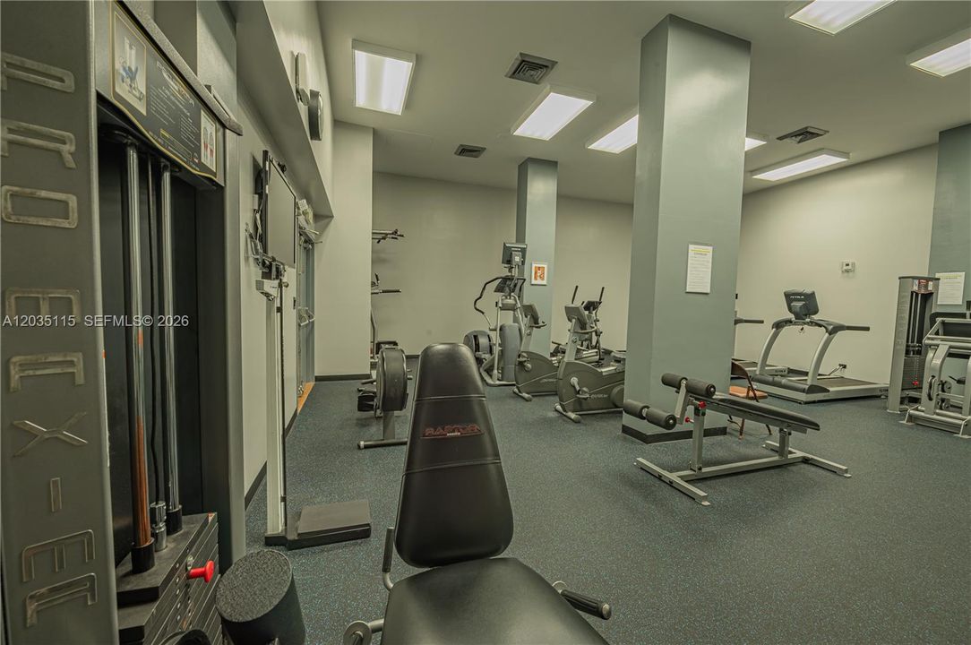For Sale: $615,900 (2 beds, 2 baths, 1488 Square Feet)