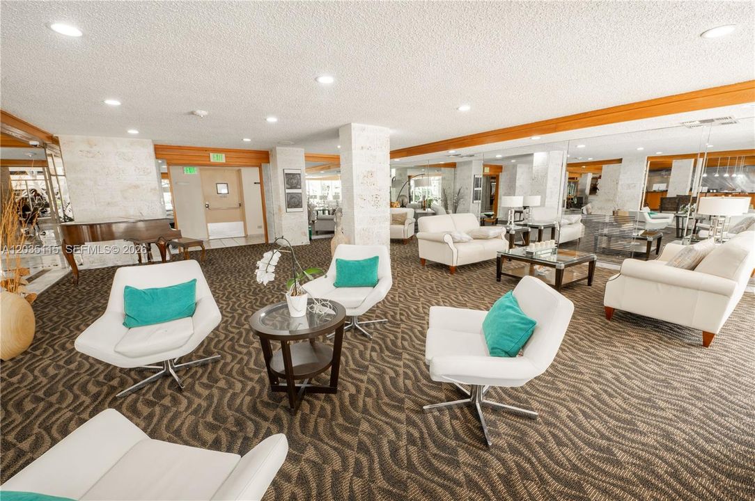 For Sale: $615,900 (2 beds, 2 baths, 1488 Square Feet)